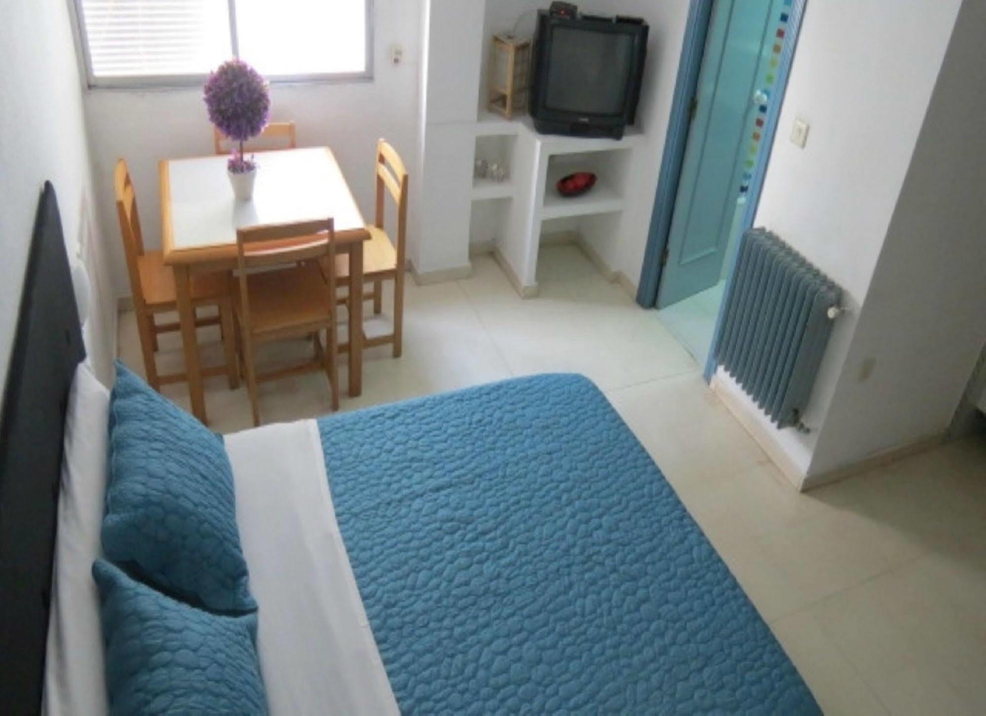 Comet Suites Almona グラナダ エクステリア 写真